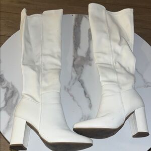 Elegant White Knee-High Women's Boots